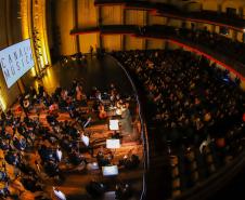 Grande Auditório do Canal da Música retoma as atividades em noite de gala