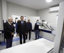 Governador em exercício participa de inauguração de novo complexo médico de Colombo