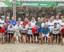 Futebol das Estrelas reúne veteranos paranaenses nas areias de Caiobá 