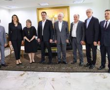 Governador destaca protagonismo feminino em reunião com OAB-PR e nova desembargadora do TJPR
