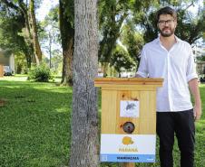 Jardim do Palácio Iguaçu ganha colmeias de abelhas nativas e horta orgânica