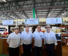 Darci Piana troca experiências sobre o setor agrícola em feira no Rio Grande do Sul