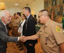 Casa Militar comemora 95 anos e condecora autoridades com medalhas de mérito