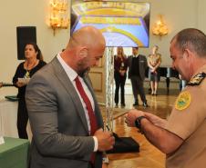 Casa Militar comemora 95 anos e condecora autoridades com medalhas de mérito