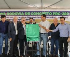 Sonho realizado: governador entrega nova PRC-280, revitalizada com concreto