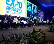 Na abertura da ExpoApras, Piana exalta importância do comércio mercadista paranaense