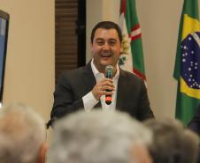 Na Ocepar, governador destaca a importância das cooperativas para o Paraná
