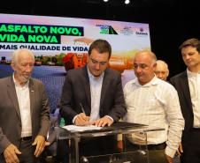 Programa de pavimentação inclui eficiência energética, logística reversa e plantio de árvores