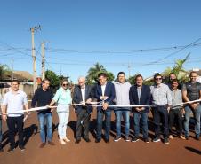 Piana inaugura obras de pavimentação, praças e anuncia novos investimentos para Jesuítas