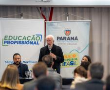 Secretaria de Educação e empresas agrícolas discutem matriz curricular do curso do setor