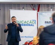 Secretaria de Educação e empresas agrícolas discutem matriz curricular do curso do setor