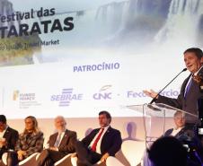 Governador apresenta potenciais turísticos do Paraná na abertura do Festival das Cataratas