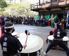 Piana exalta comunidade japonesa do Paraná nos 30 anos do memorial da Praça do Japão