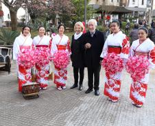 Piana exalta comunidade japonesa do Paraná nos 30 anos do memorial da Praça do Japão