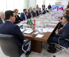 Governador recebe embaixador do Canadá no Brasil e reforça parceria em áreas estratégicas
