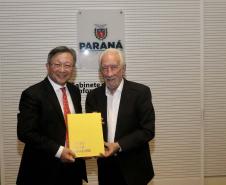 Piana recebe comitiva da província chinesa de Zhejiang, estado-irmão do Paraná