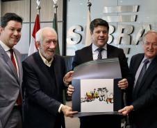 Piana apresenta projetos do Paraná ao novo ministro da Indústria do Paraguai