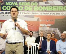 Governador inaugura nova sede do Corpo de Bombeiros de Foz do Iguaçu, a maior do Estado 