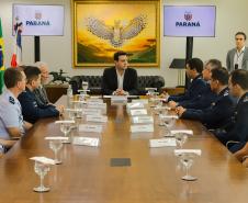 Paraná homenageia militares da FAB por encontrarem avião que caiu com servidores do Estado