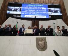 Governador participa da entrega do título de cidadã honorária do Paraná a Cida Borghetti