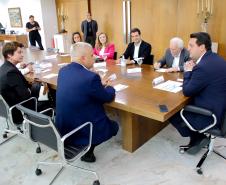 Governador libera R$ 16,5 milhões para pavimentação e conclusão de ginásio em Irati