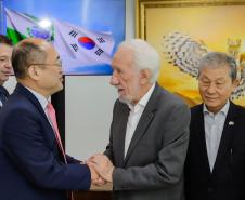 Piana recebe visita do novo embaixador da Ucrânia no Brasil e de cônsul da Coreia do Sul