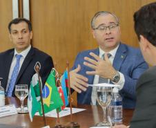 Governador recebe embaixador do Azerbaijão e destaca potenciais produtivos do Paraná