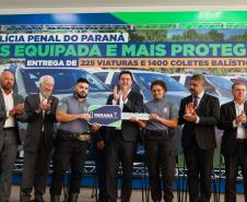 Governador entrega 225 novas viaturas e 1,4 mil coletes balísticos à Polícia Penal