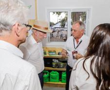 Governador em exercício destaca força do agro paranaense em visita à Expoingá