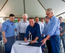 Estado inaugura pavimentação de estrada que liga Paraíso do Norte a Nova Aliança do Ivaí