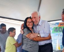 Piana inaugura residencial que beneficia 40 famílias de São Carlos do Ivaí