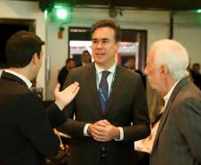 Piana participa de seminário sobre eletromobilidade no transporte público, em Curitiba