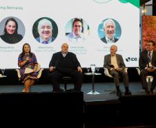 Piana participa de seminário sobre eletromobilidade no transporte público, em Curitiba