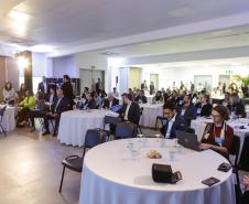 Piana destaca avanços do Paraná em evento que discute tecnologia no ensino público
