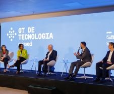 Piana destaca avanços do Paraná em evento que discute tecnologia no ensino público