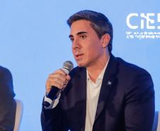 Piana destaca avanços do Paraná em evento que discute tecnologia no ensino público