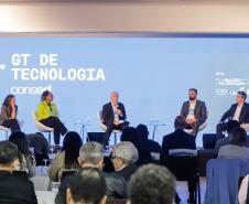 Piana destaca avanços do Paraná em evento que discute tecnologia no ensino público