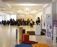 Piana destaca avanços do Paraná em evento que discute tecnologia no ensino público