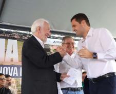 Darci Piana entrega residencial com 120 casas a famílias de Nova Londrina