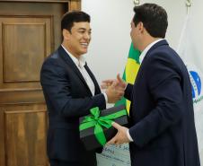 Empresa que arrematou área no Porto de Paranaguá anuncia investimento de R$ 572 milhões