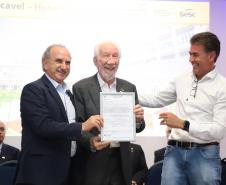 Em Cascavel, governador enaltece importância do turismo para o desenvolvimento regional