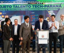 Governador lança projeto para estimular formação tecnológica de 3 mil alunos em 50 cidades