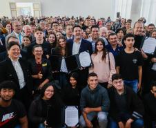 Governador lança projeto para estimular formação tecnológica de 3 mil alunos em 50 cidades