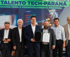 Governador lança projeto para estimular formação tecnológica de 3 mil alunos em 50 cidades
