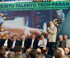 Governador lança projeto para estimular formação tecnológica de 3 mil alunos em 50 cidades