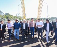 Darci Piana e presidente do Paraguai visitam Ponte da Integração, em Foz do Iguaçu