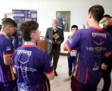 Piana parabeniza equipe paranaense de robótica premiada em torneio nos EUA