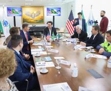 Governador Ratinho Junior apresenta potenciais do Paraná ao cônsul-geral dos EUA