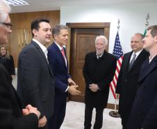 Governador Ratinho Junior apresenta potenciais do Paraná ao cônsul-geral dos EUA