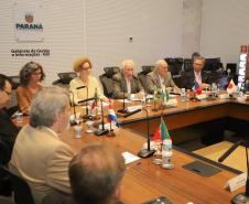 Representantes de 39 países: Piana apresenta potencial do Paraná ao Corpo Consular